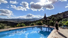 Rural cottage, with pool & optional private 6 guests jacuzzi, Tolox